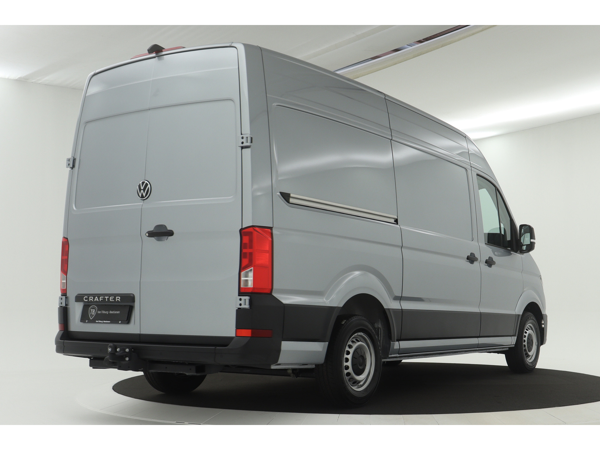 Volkswagen - Crafter 35 2.0 TDI 103kW 140PK L3H3 Trendline Handgeschakeld - 2024